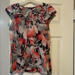 Anne Taylor Loft 100% Polyester Coral and Black Floral Blouse